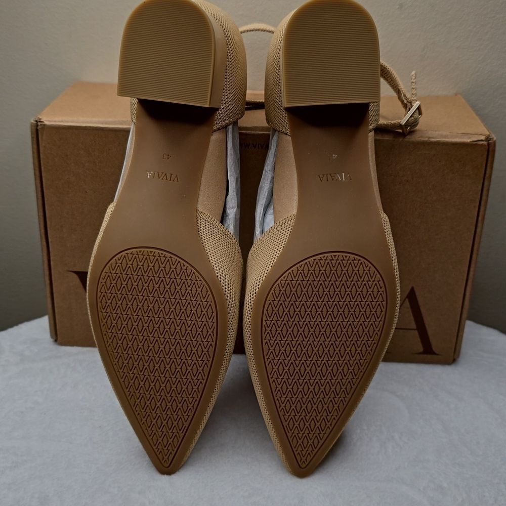 NIB Vivaia Pointed-Toe Stress FREE Block Heels (G… - image 6